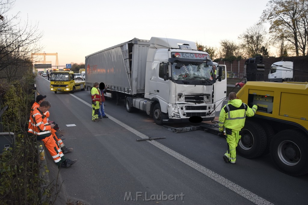 VU LKW A 4 Rich Aachen hinter Rodenkirchener Bruecke P27.JPG - Miklos Laubert